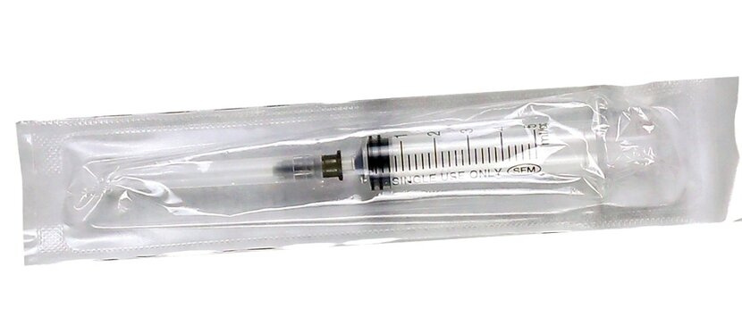 Шприц, 5мл SFM (1уп/100шт) с иглой 22G фото 3